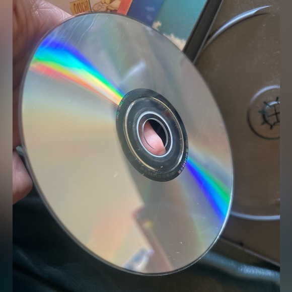 (10/$20) Finding Nemo DVD - Picture 7 of 10